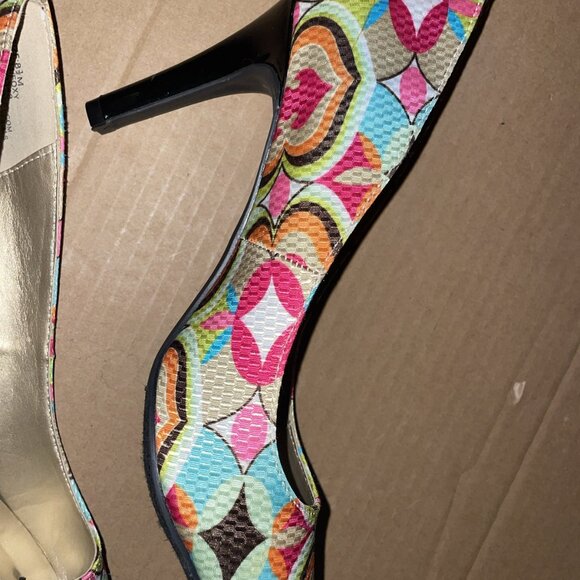 TORTA CALIENTE FOXY Colorful Pointed Heels - Picture 3 of 10